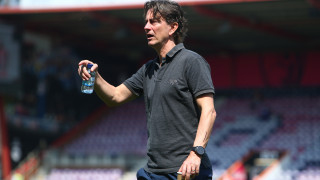 Наставникът на Брентфорд Томас Франк е кандидат да поеме Манчестър