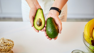 Авокадото си е спечелило репутацията на здравословна храна и то съвсем