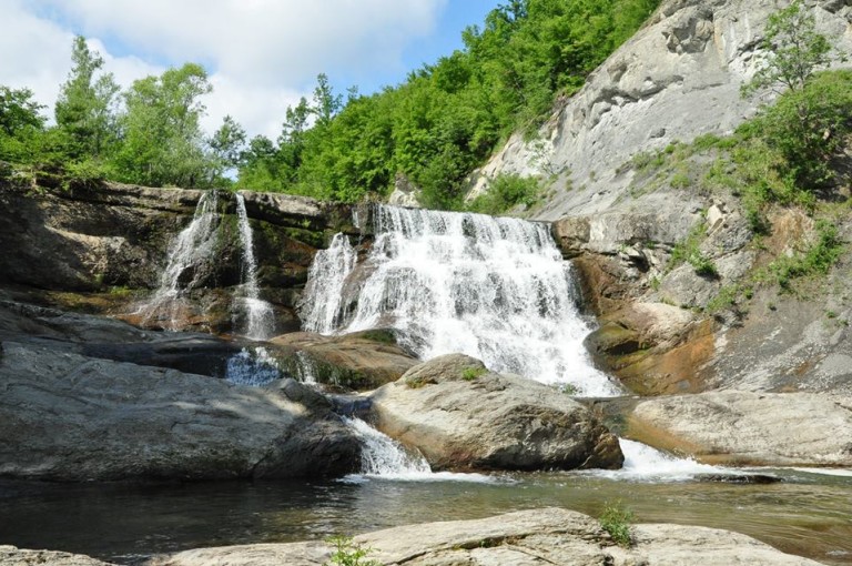 Христовски водопад