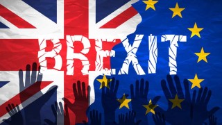 Великобритания се превръща в по затворена икономика поради Brexit с