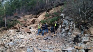 Опасно свлачище в търновско село