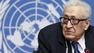 Лахдар Брахими подава оставка като пратеник на ООН за Сирия