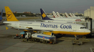Karstadt и Lufthansa си поделят Thomas Cook 