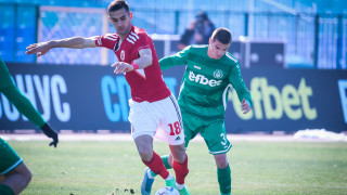 Ивайло Чочев продължава да прави показно на нападателите и при