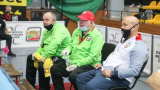 Старши треньорът на националния ни тим по бокс за жени
