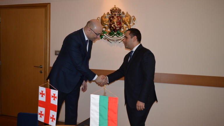 През последните години икономическите връзки между България и Грузия се