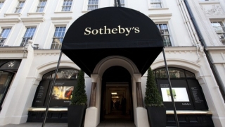 Въпреки наддаването онлайн, продажбите на Sotheby's се сриват с 25% през първите седем месеца