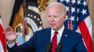 По време на посещението си в Близкия изток президентът на