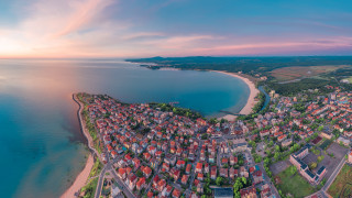 Стартираха ремонтните дейности за рехабилитацията на вътрешния крайбрежен път между