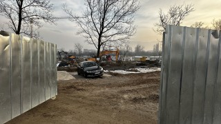 Общински съветници от БСП разкриха незаконно заустване на река Горнобанска