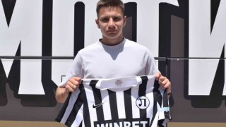 Локомотив Пловдив официално обяви привличането на централния защитник Олексий Биков