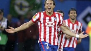 Атлетико се дотътри до Валенсия с раздрънкан бус
