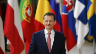 Полша е лоялен член на Европейския съюз но се противопоставя