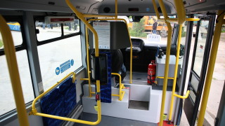 Скандал избухна в автобус на градския транспорт във Варна съобщава