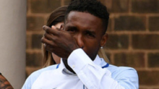 Джърмейн Дефоу е лишен от правото си да шофира за