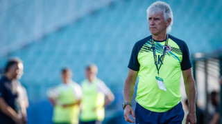 Треньорът на Локомотив София Иван Колев ще има тежка задача