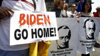Скептично посрещане на Байдън в Сърбия