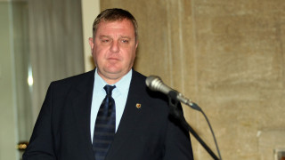 Каракачанов иска дипломите на имамите да се легализират