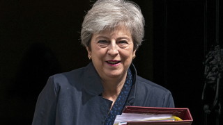 Премиерът на Великобритания в оставка Тереза Мей обяви че ще