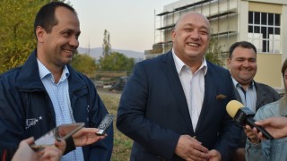 Министърът на младежта и спорта Красен Кралев се срещна с