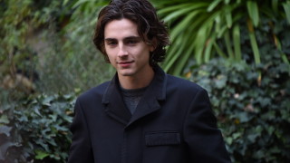 Името на Тимъти Шаламе напоследък изскача отвсякъде и в това