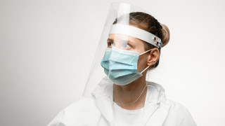 В последните месеци личните предпазни средства се превърнаха в необходимост не