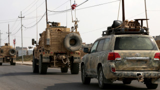 Колона американски бойци се върна в Сирия от Ирак