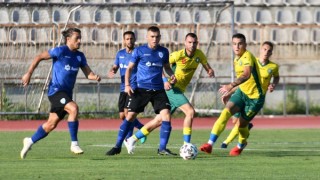 Добруджа посреща дубъла на Ботев (Пловдив) с едва 13 футболисти 