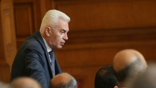 Антикорупционната комисия да провери депутата Волен Сидеров искат от Антикорупционния