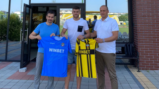 Ботев Пловдив подписа с вратаря Хидайет Ханкич 27 годишният футболист е