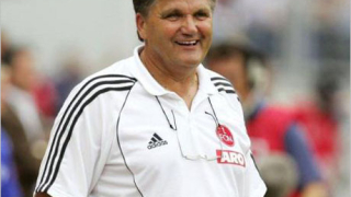 Треньорът на Нюрнберг преподписа до 2009
