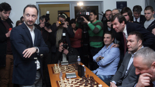 Новосъздадената шахматна федерация БСФШ с президент Милен Василев и почетен
