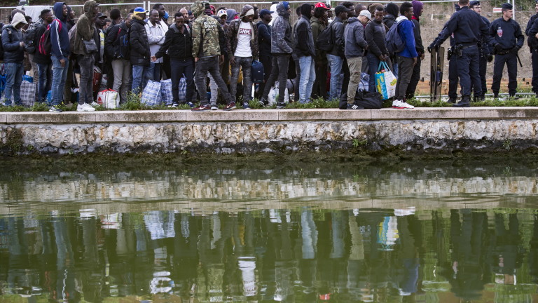 Франция скастри остро Италия, не ѝ иска уроците за мигрантите