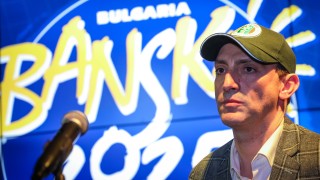 Новият министър на младежта и спорта Иван Пешев говори по