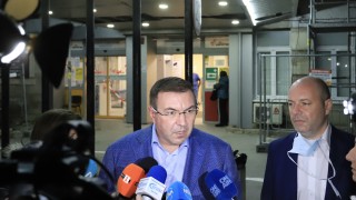 Министърът на здравеопазването проф Костадин Ангелов даде подробности за състоянието