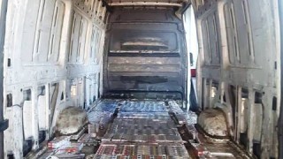 Задържаха 6 хил. кутии контрабандни цигари на Дунав мост 2