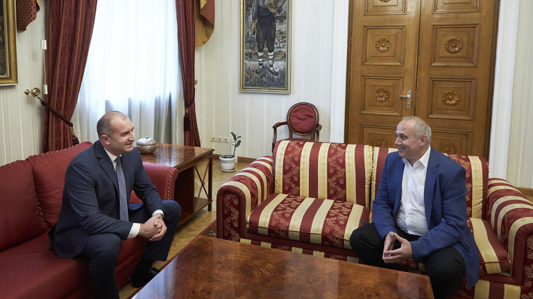 Радев очаква подкрепа за творците не само от публиката, но и от държавата