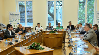 Водородният електрически транспорт може да има ускорено развитие при силна