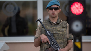 Арестуваха двама за стрелбата по посолството на САЩ в Анкара