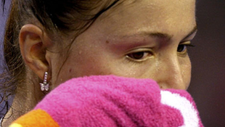 Шарапова и Сафина изхвърчаха от US Open