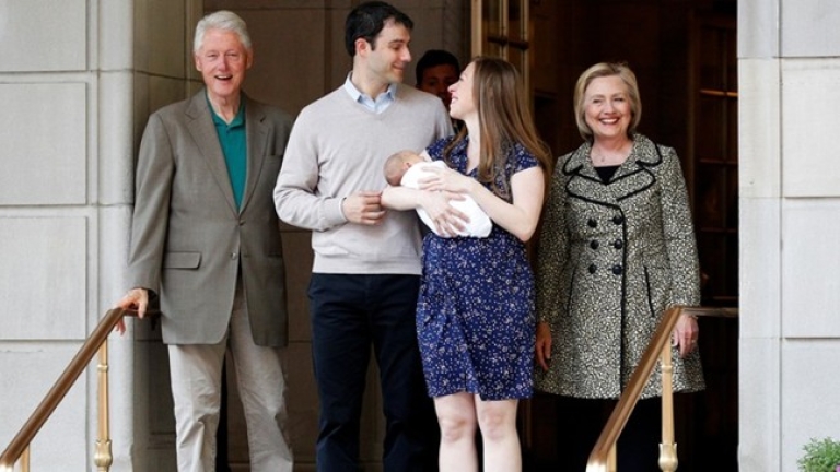 Хилъри и Бил Клинтън станаха баба и дядо пак
