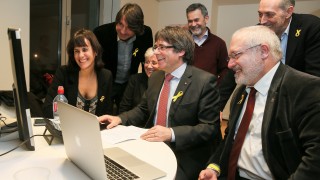 Каталунският сепаратистки лидер Карлес Пучдемон заяви че испанската държава е