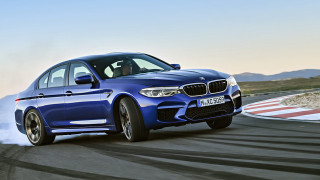 От Cars Evolution публикуваха в YouTube четириминутно видео което показва