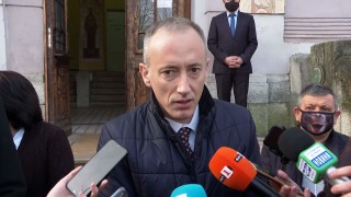 Учителските заплати ще бъдат увеличени с 15 от 1 март Възнагражденията