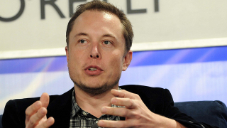Въпреки проблемите на Tesla бизнесменът Илън Мъск не се спира