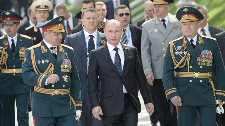 Бюджетът за отбраната на Русия е в опасност
