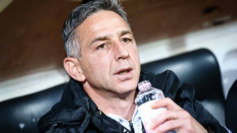 Настоящият треньор на Берое Петър Колев отказва да напусне клуба,