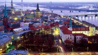 Латвия въвежда еврото от 2014 г.
