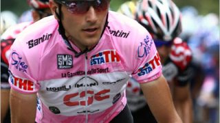 Иван Басо триумфира в Giro d'Italia