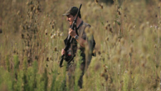 Полицай и син на граничен шеф хванати да бракониерстват